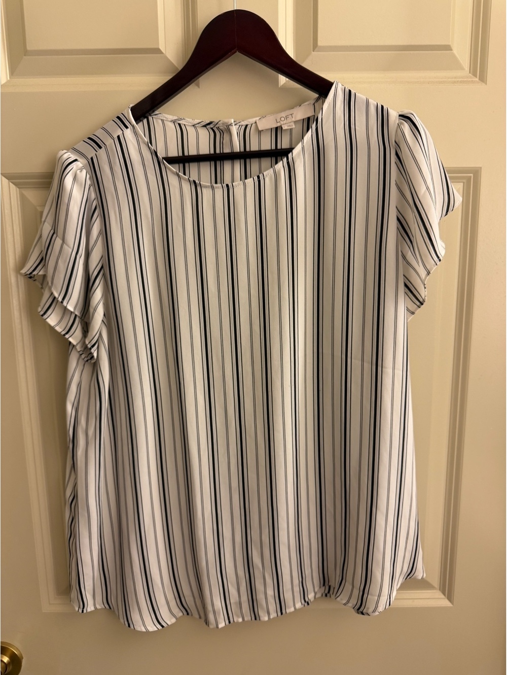 LOFT Women's Striped Button-Back Blouse Size Large - #1534